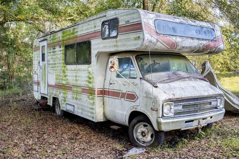 Vehicle pickup and removal service